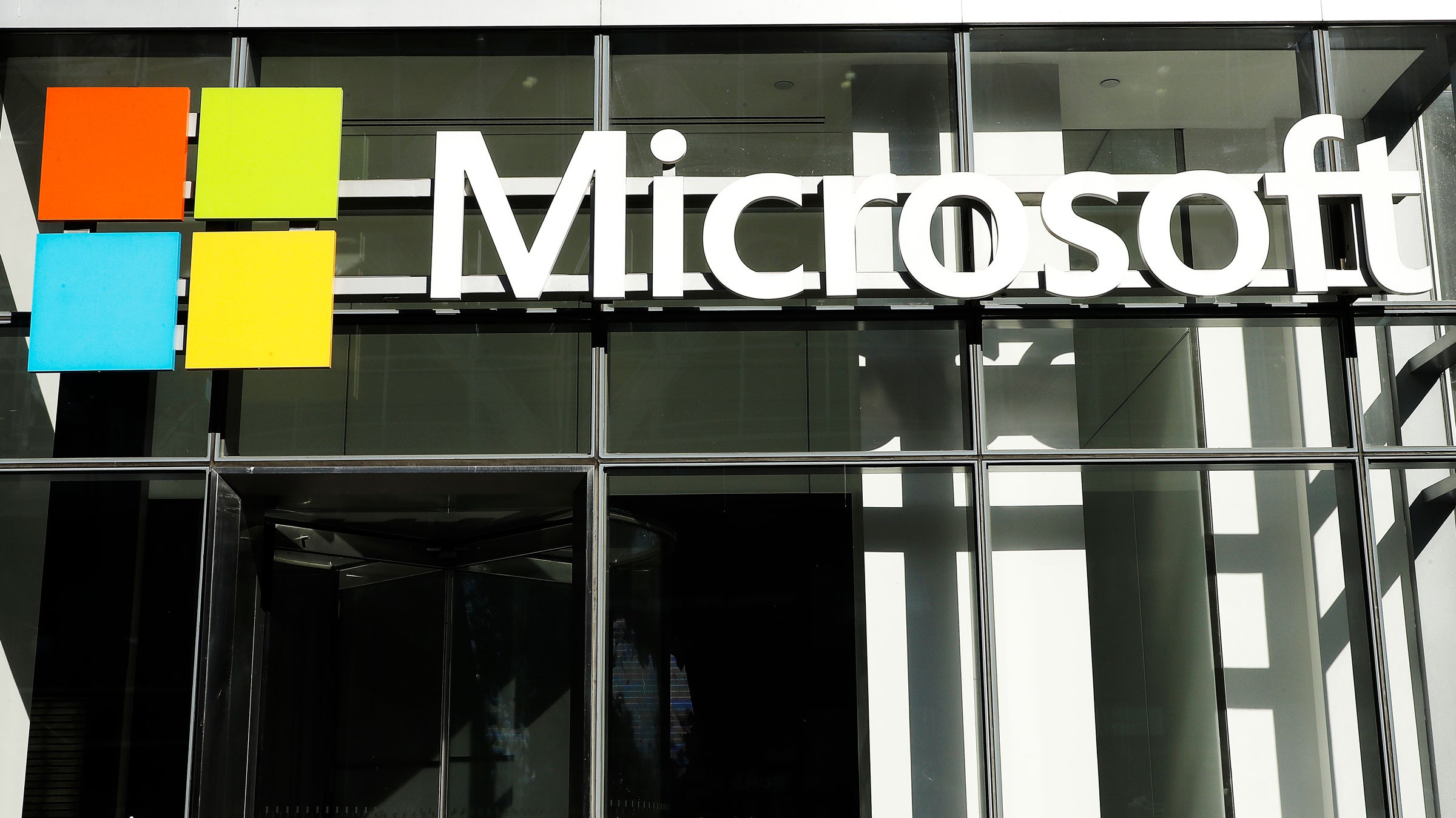 Read more about the article 本周安全星闻：Microsoft很快杀Windows 10的flash